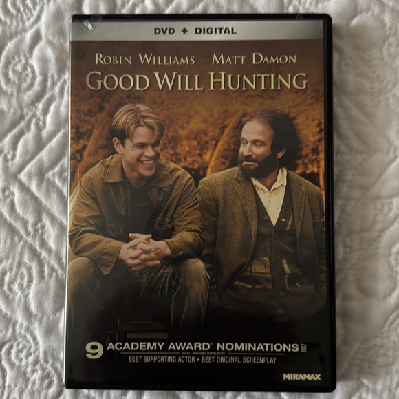 DVD’s- Collection of 6 vintage titles. 7 Discs total Excellent condition or new! - Picture 12 of 16